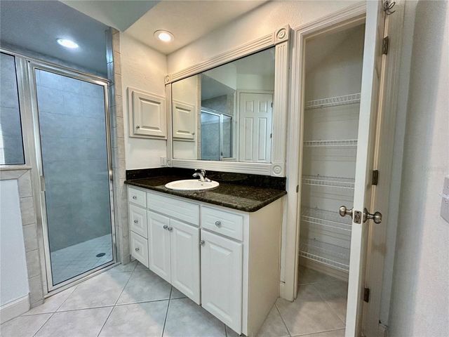 3017 MISSION LAKES DRIVE 3017, Lakeland, FL 33803