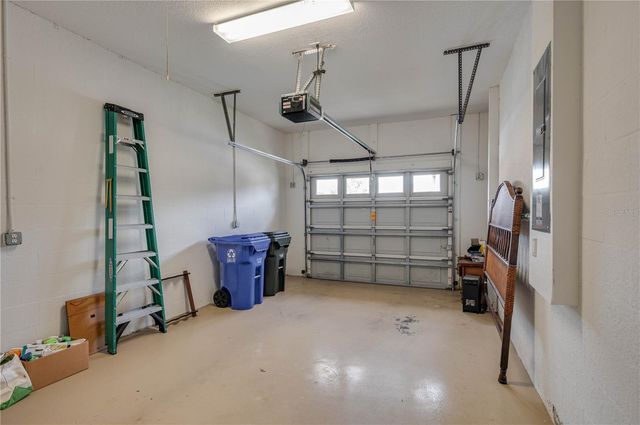3017 MISSION LAKES DRIVE 3017, Lakeland, FL 33803