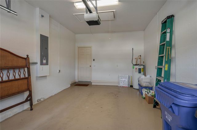 3017 MISSION LAKES DRIVE 3017, Lakeland, FL 33803