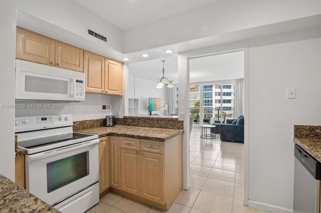 3505 S Ocean Drive 511, Hollywood, FL 33019