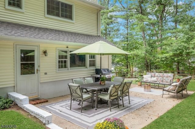 54 Yarmouth Dr, New Providence Boro, NJ 07974