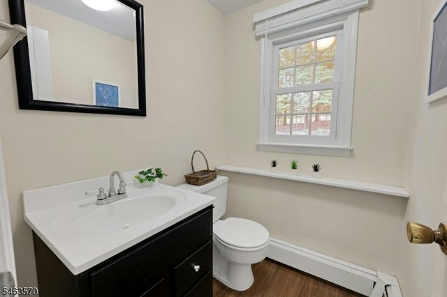 54 Yarmouth Dr, New Providence Boro, NJ 07974