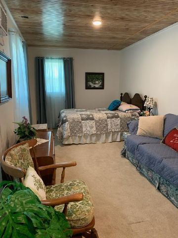 31 Schieler Ln., Isabella, MO 65676