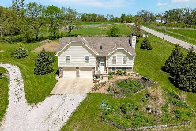 15412 NE 181st Street, Holt, MO 64048