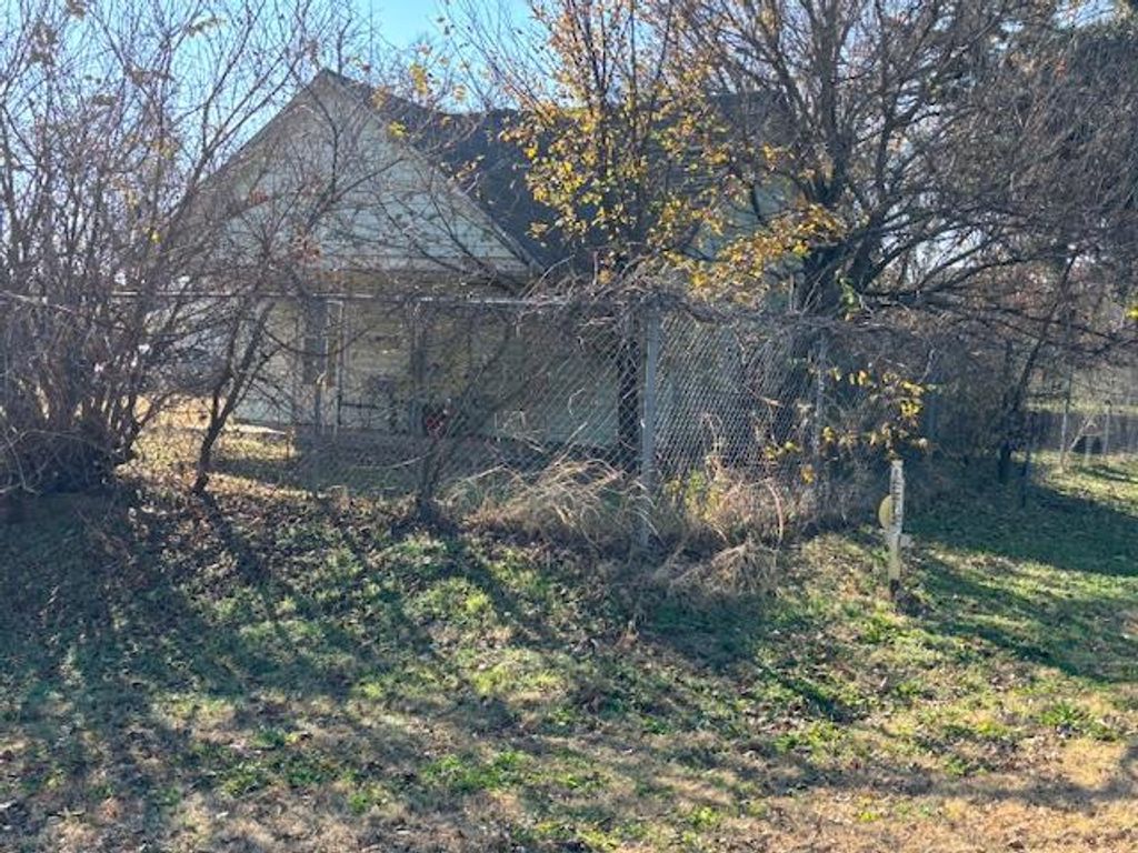 511 Division Street, Arcadia, OK 73007