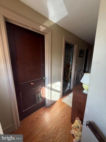 212 COCHRAN ST, Cochranville, PA 19330