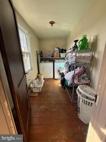 212 COCHRAN ST, Cochranville, PA 19330