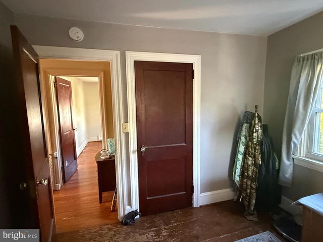 212 COCHRAN ST, Cochranville, PA 19330