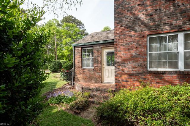 6030 Newport AVE, Norfolk, VA 23505