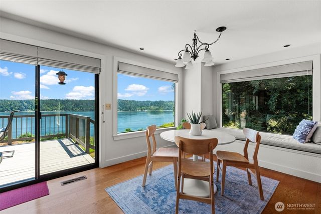 12715 Hallstrom Drive NW, Gig Harbor, WA 98332