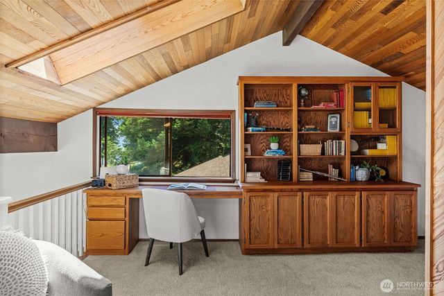 12715 Hallstrom Drive NW, Gig Harbor, WA 98332