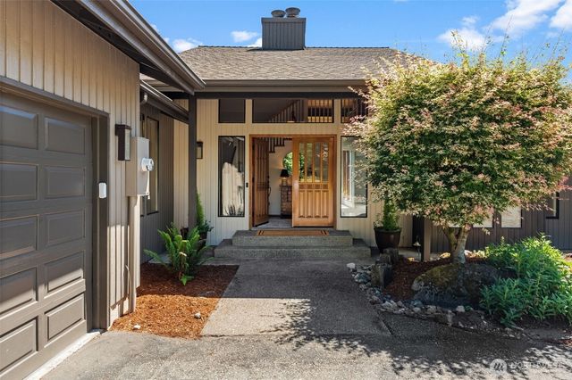 12715 Hallstrom Drive NW, Gig Harbor, WA 98332
