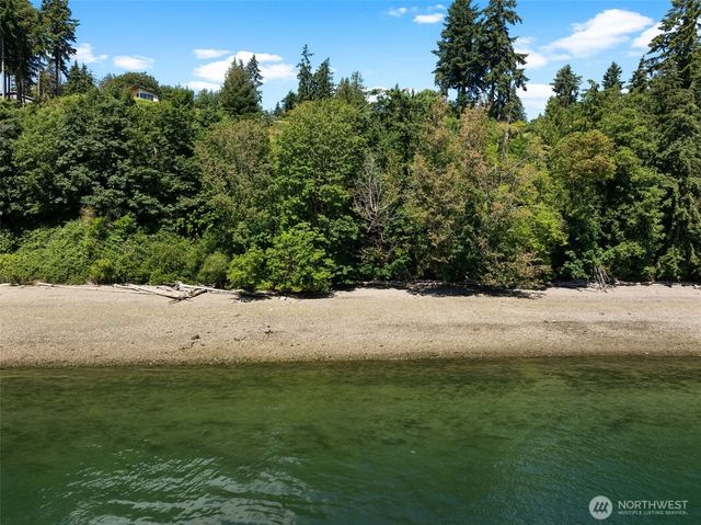 12715 Hallstrom Drive NW, Gig Harbor, WA 98332