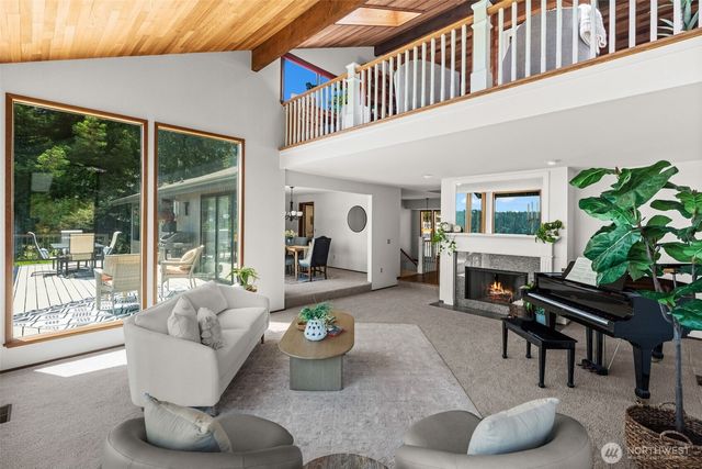 12715 Hallstrom Drive NW, Gig Harbor, WA 98332