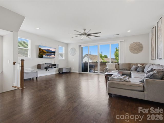 1740 Pat Garrett Street, Charlotte, NC 28206