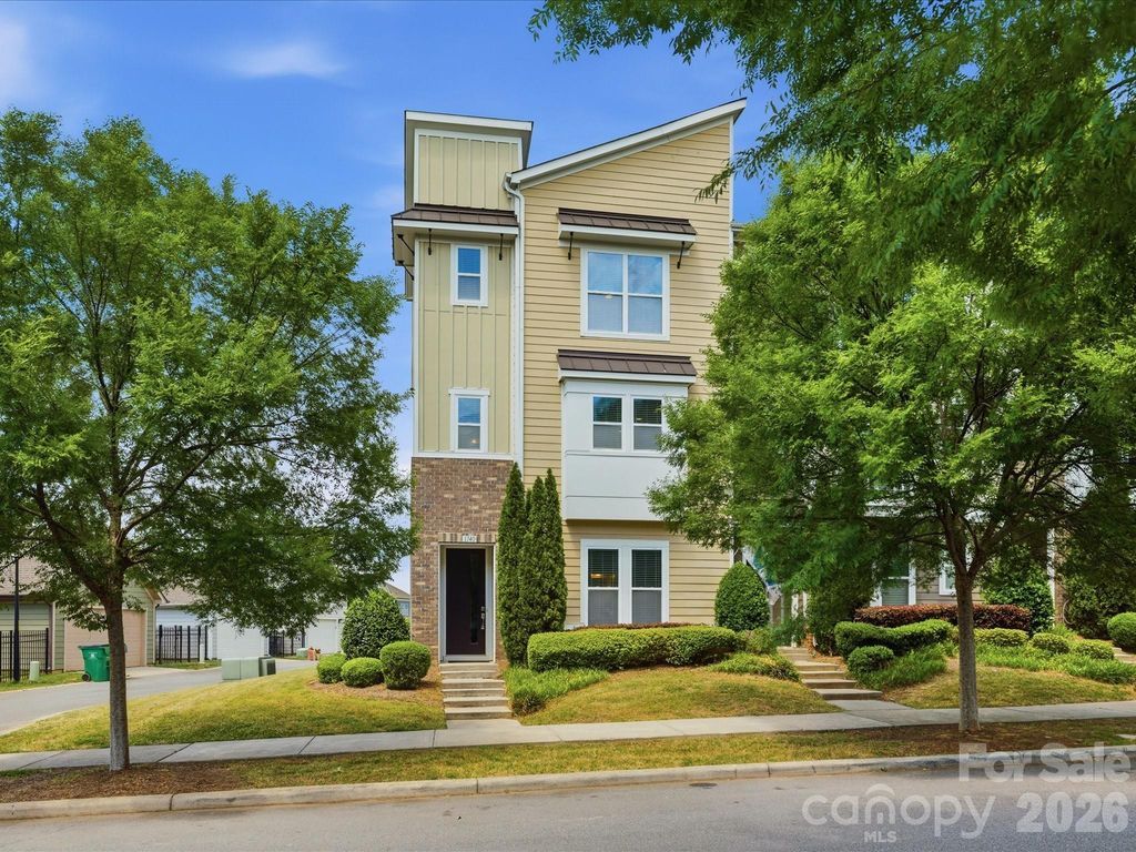 1740 Pat Garrett Street, Charlotte, NC 28206