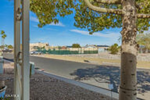 2054 N THORNTON Road 186, Casa Grande, AZ 85122