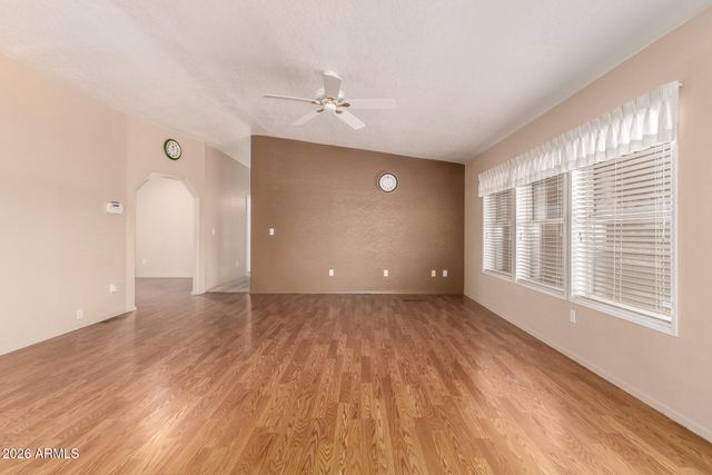 2054 N THORNTON Road 186, Casa Grande, AZ 85122