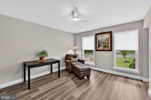 12168 EDDYSPARK DR, Herndon, VA 20170