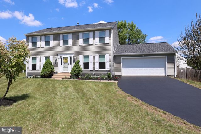 12168 EDDYSPARK DR, Herndon, VA 20170