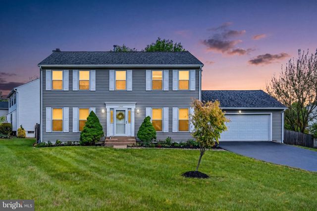 12168 EDDYSPARK DR, Herndon, VA 20170