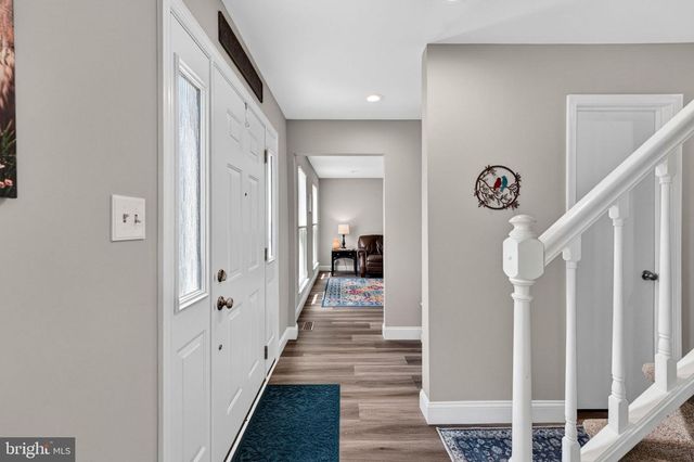 12168 EDDYSPARK DR, Herndon, VA 20170