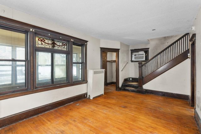 3014 Fremont Avenue N, Minneapolis, MN 55411