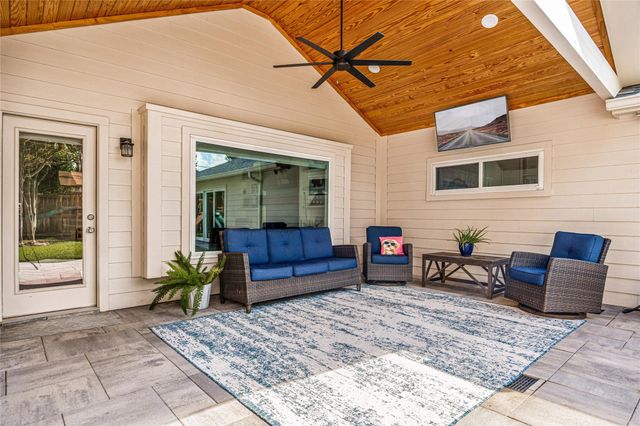 14511 Chadbourne Drive, Houston, TX 77079