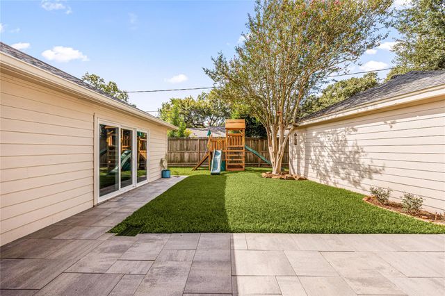 14511 Chadbourne Drive, Houston, TX 77079