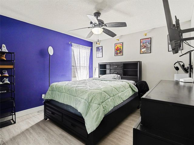 12123 FERN BLOSSOM DRIVE, Gibsonton, FL 33534