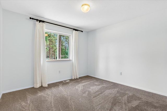 18222 N Kimberly Rd, Colbert, WA 99005