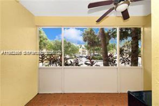 5720 Rock Island Rd 383, Tamarac, FL 33319