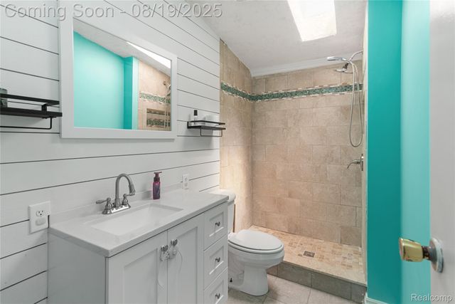 2230 S Sheeran Drive, Milford Charter Township, MI 48381