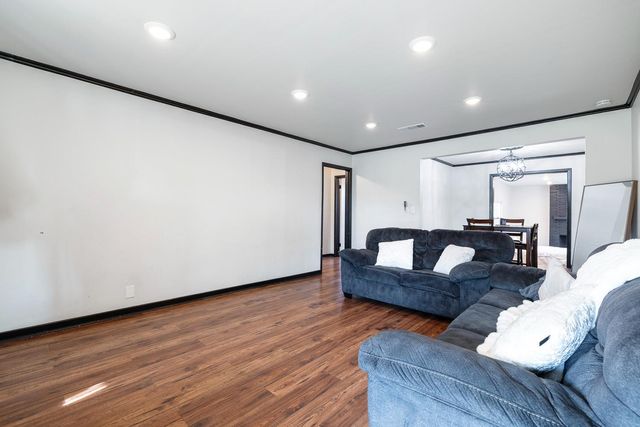 1337 E Princeton Avenue, Fresno, CA 93704