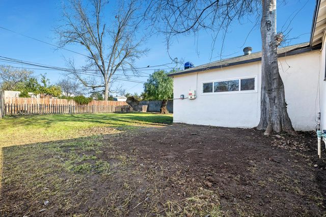 1337 E Princeton Avenue, Fresno, CA 93704