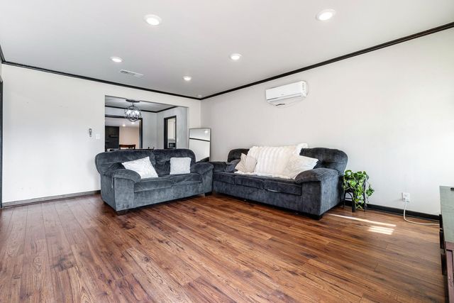 1337 E Princeton Avenue, Fresno, CA 93704