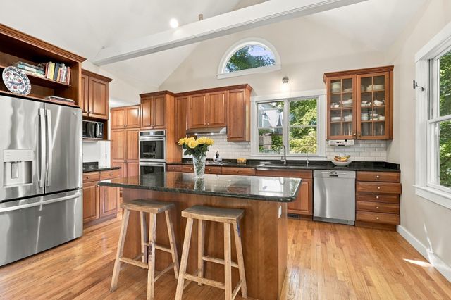 60 Highland Street, Concord, MA 01742