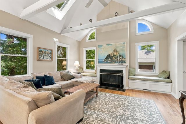 60 Highland Street, Concord, MA 01742