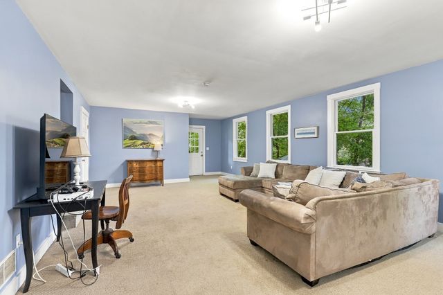 60 Highland Street, Concord, MA 01742