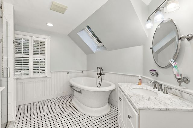 60 Highland Street, Concord, MA 01742