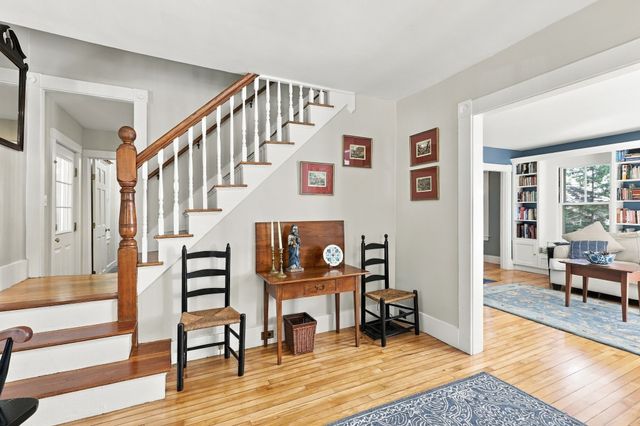 60 Highland Street, Concord, MA 01742