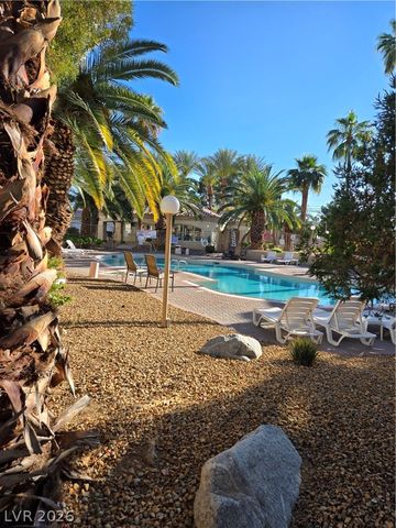 6480 Annie Oakley Drive 212, Las Vegas, NV 89120