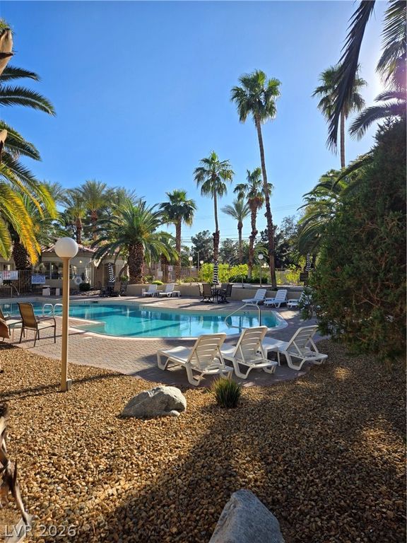 6480 Annie Oakley Drive 212, Las Vegas, NV 89120