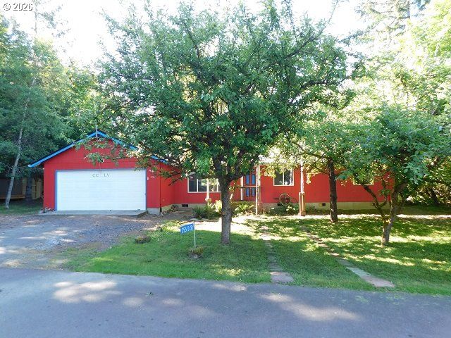 255 D St, Vernonia, OR 97064