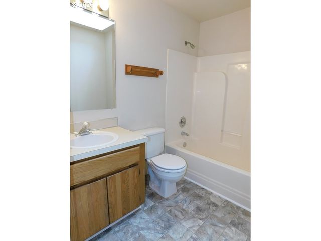 255 D St, Vernonia, OR 97064