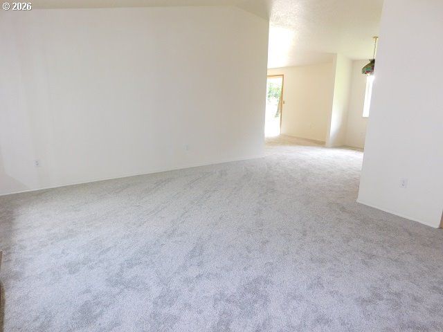 255 D St, Vernonia, OR 97064