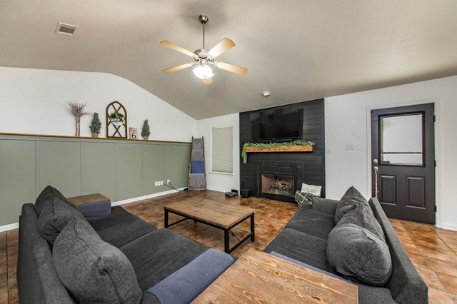 35 Warren Street, Cabot, AR 72023