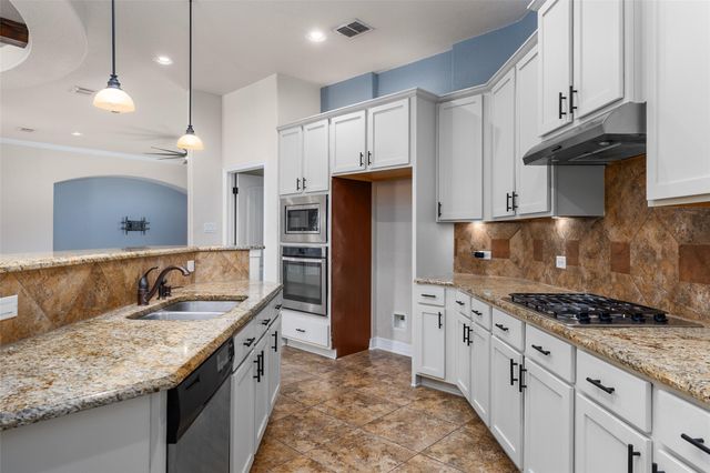 763 Easton DR, San Marcos, TX 78666