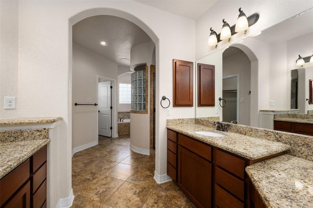 763 Easton DR, San Marcos, TX 78666