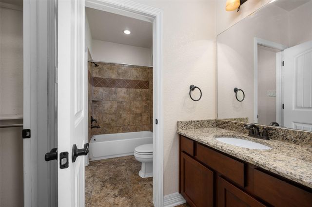 763 Easton DR, San Marcos, TX 78666